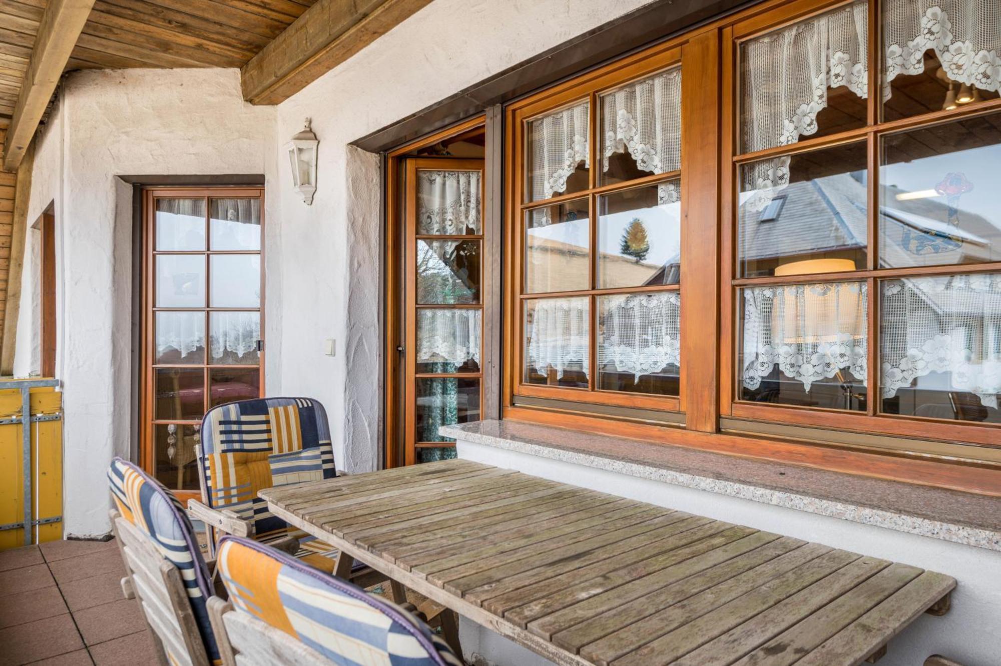 Ferienwohnung Mittlerer Itzenwaldhof - Heimkehr Münstertal Exterior foto